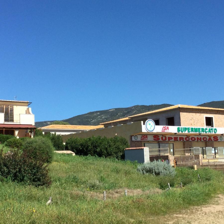 Апартаменты A.I.R. Badesi Borgo Di Mare Экстерьер фото